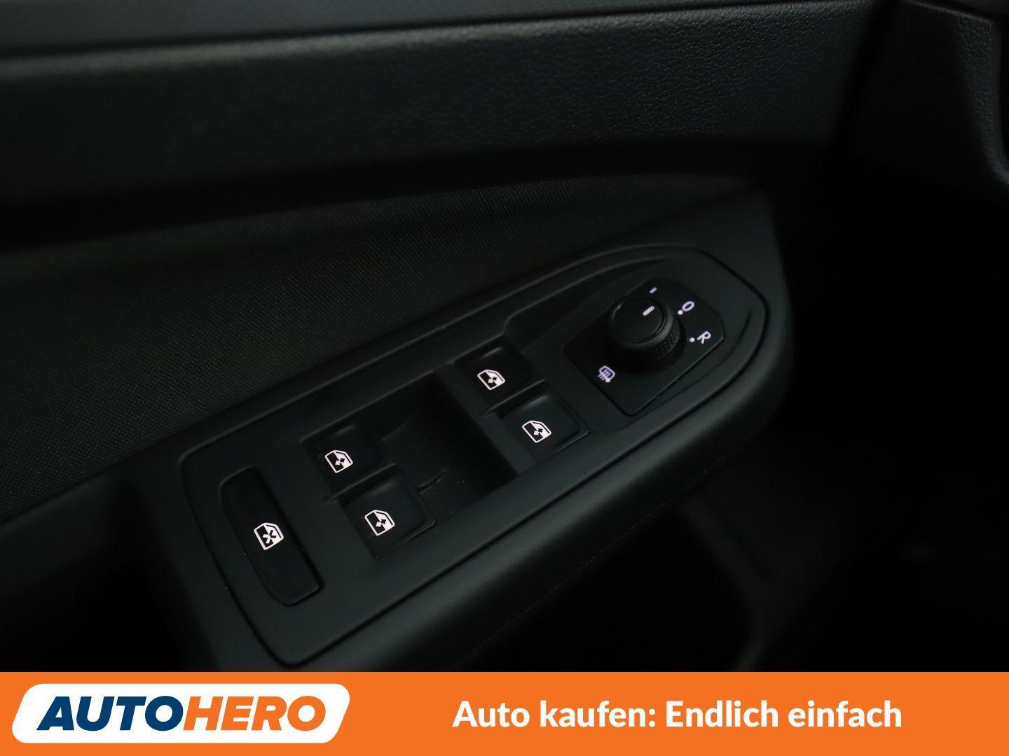 Volkswagen Golf VIII 1.0 TSI*TEMPO*PDC*SHZ*KLIMA*GARANTIE*, миниатюра 8