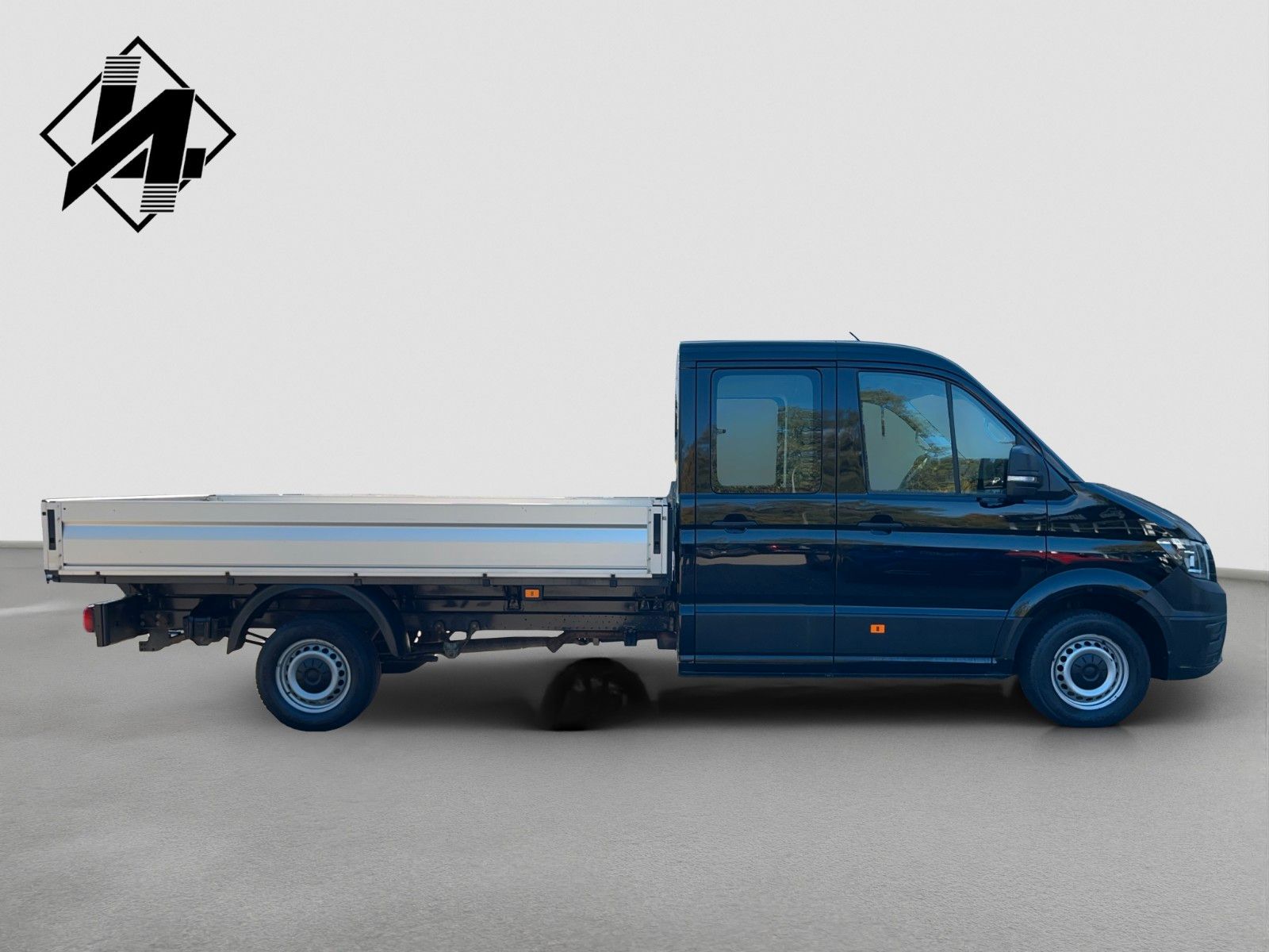 Fahrzeugabbildung Volkswagen Crafter Pritsche 35 DOKA*L3*Lang*RWD*AHK*7-Sitze