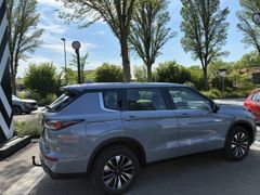 Mitsubishi Outlander 2.4 PHEV Basis PlugIn Hybrid 2.4 PHEV 