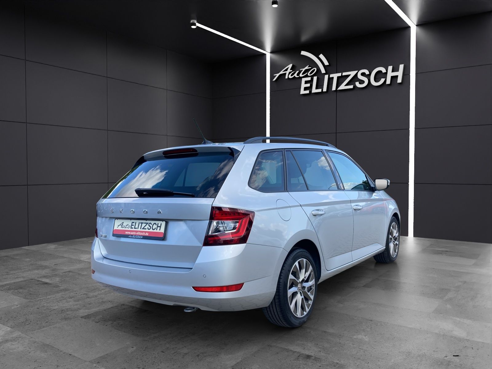 Fahrzeugabbildung SKODA Fabia Combi TSI Clever Best-off LED Navi GRA PDC