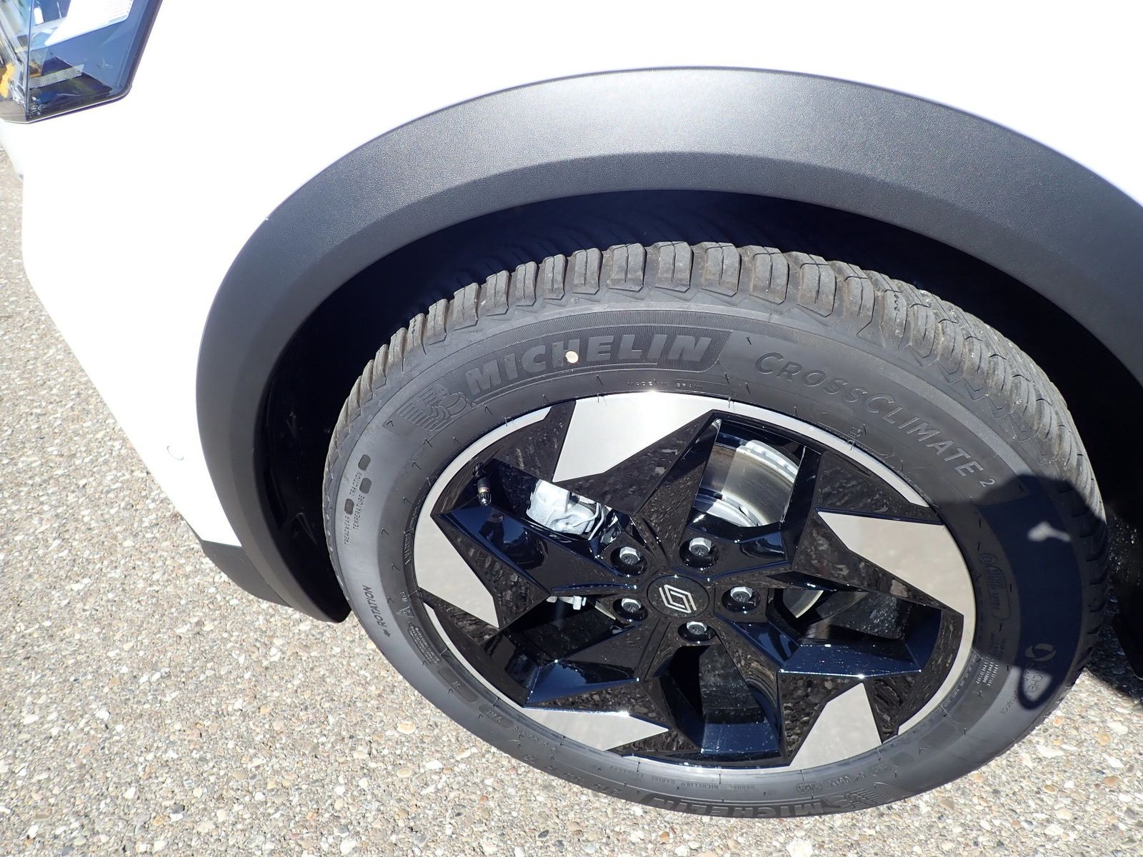 Fahrzeugabbildung Renault Captur Techno Mild Hybrid 140