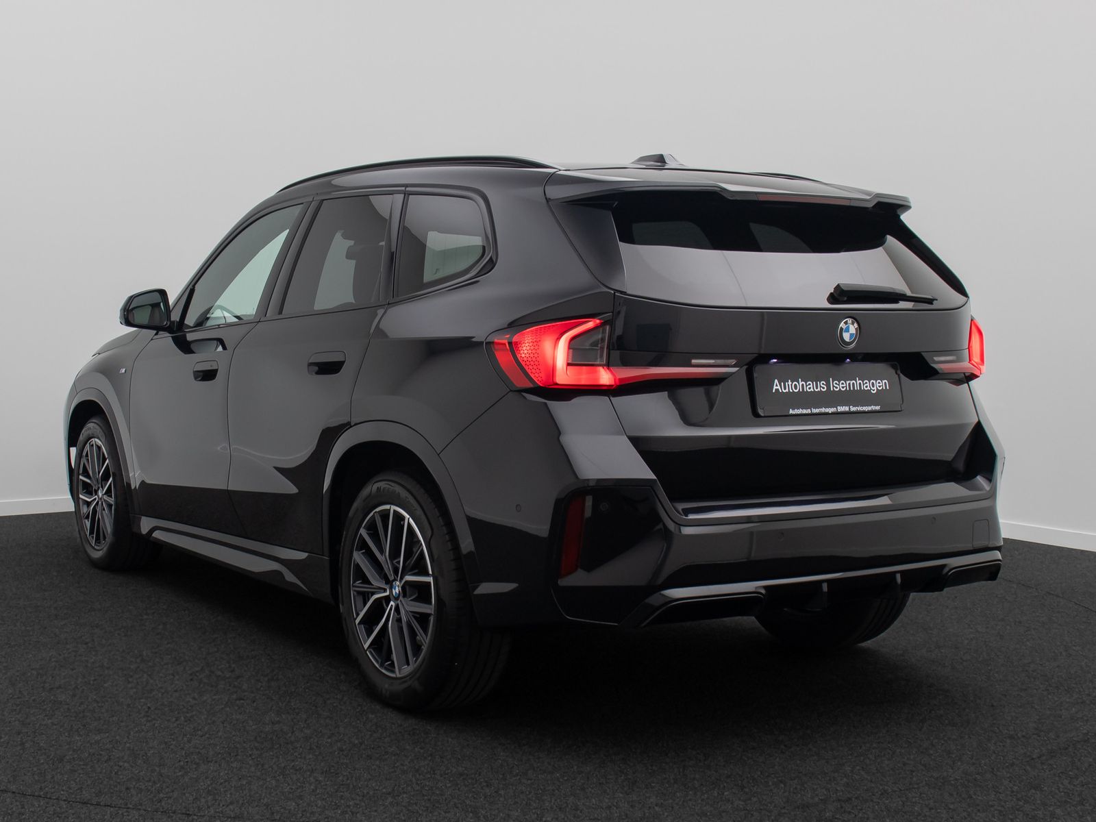 Fahrzeugabbildung BMW X1 sD20i M Sport AHK 360&deg;ACC HUD DAB Komfort 18"