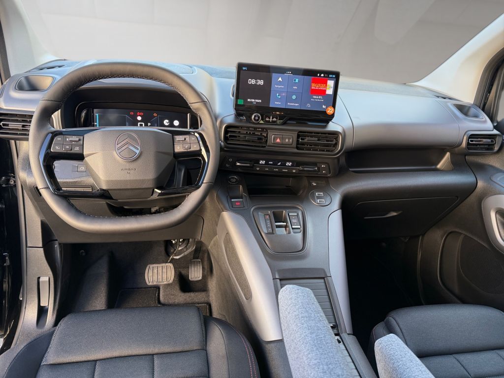 Fahrzeugabbildung Citroën Berlingo M BlueHDi 130 EAT8 MAX