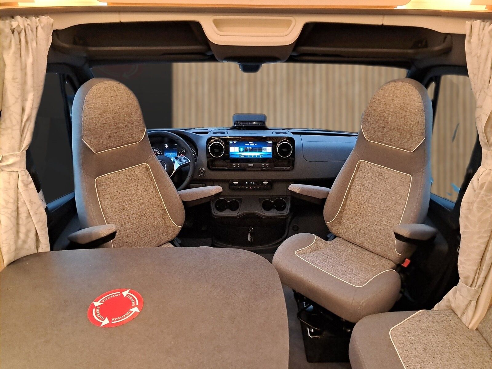 Fahrzeugabbildung Malibu T 470 RB LE K comfort Navi, Markise, RFK, TV