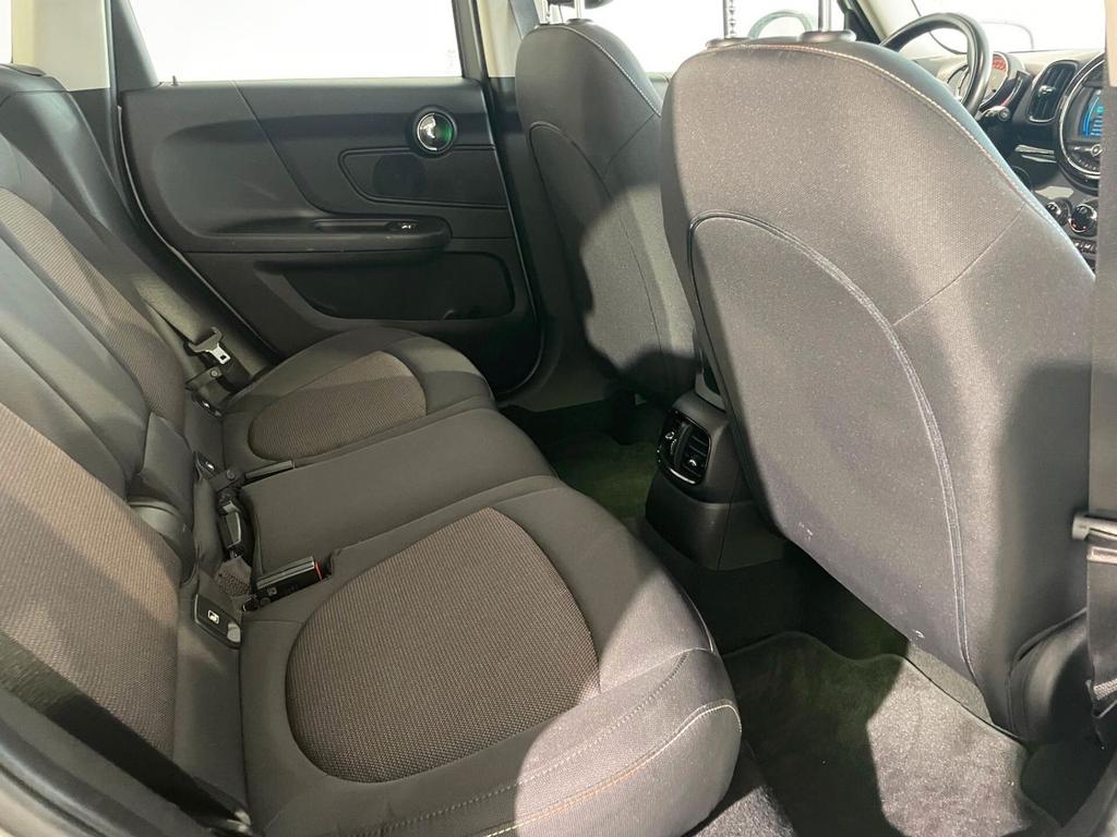 MINI Cooper D Countryman