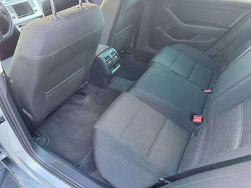Volkswagen Passat Variant - 10