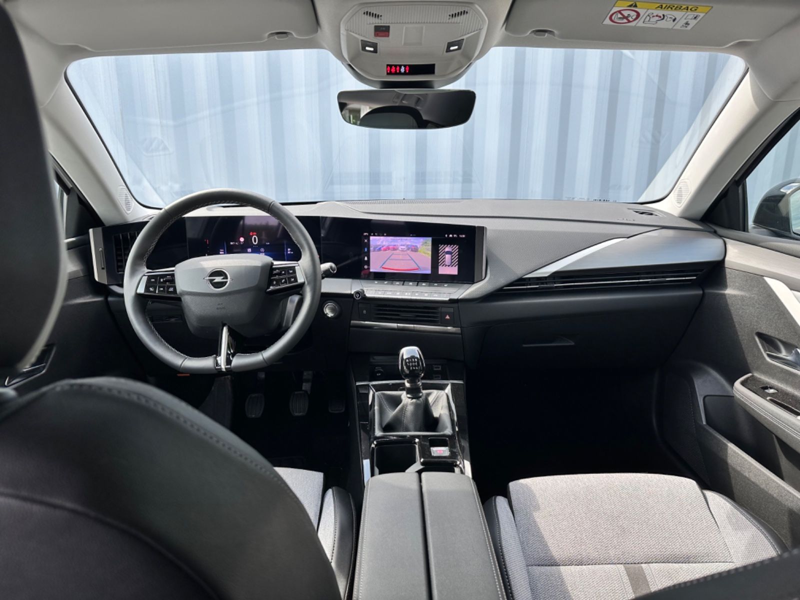 Fahrzeugabbildung Opel Astra L Sports Tourer Elegance Navi*Keyless*Kam.