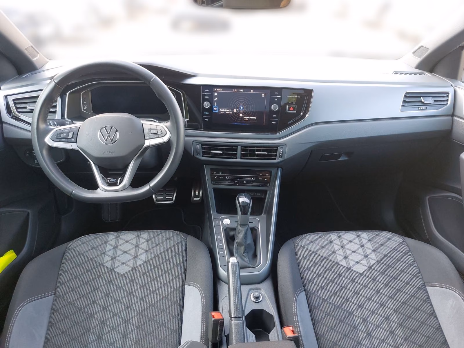 Volkswagen Polo 1.0 TSI DSG R-Line Navi IQ.LIGHT Pano Rückf, миниатюра 11