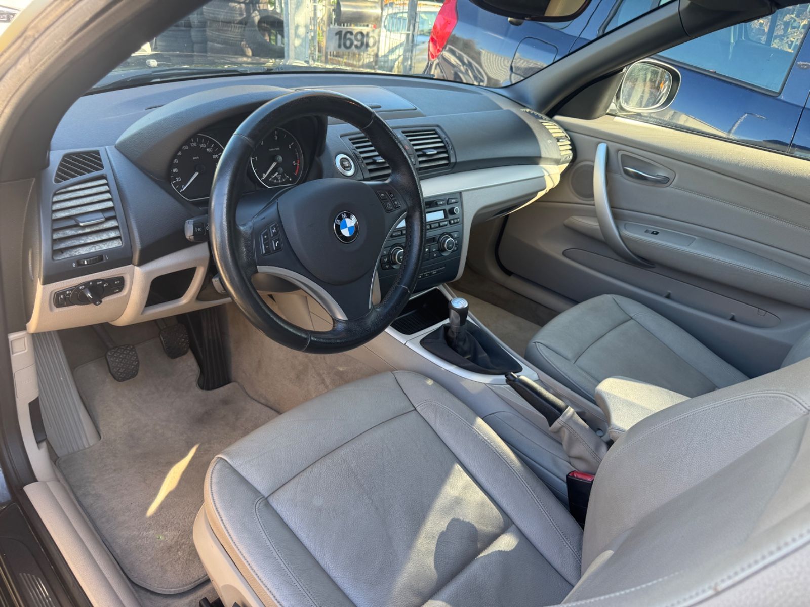 Fahrzeugabbildung BMW 118 1 Cabrio 118 d Leder+Sitzheizung