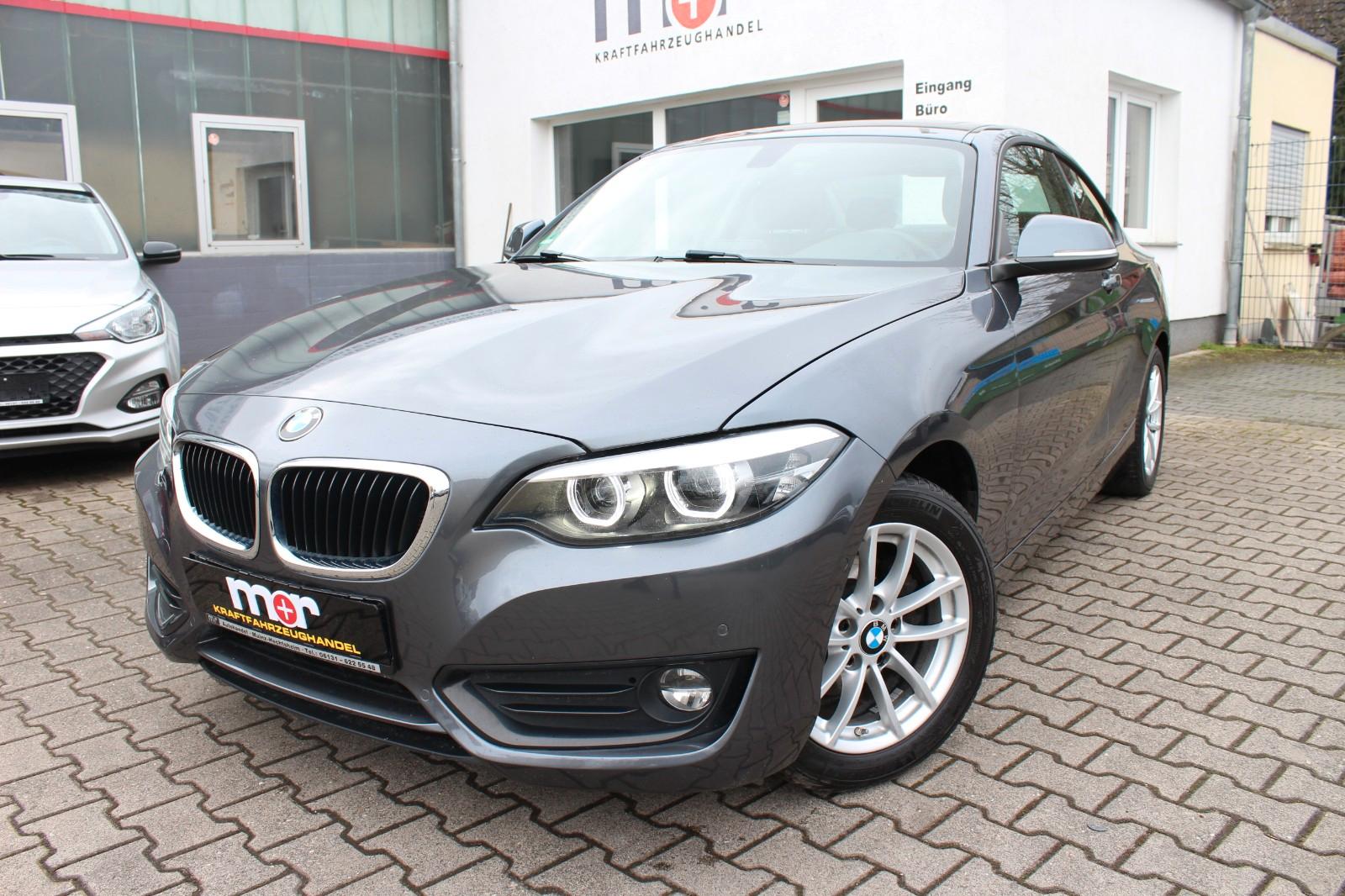 BMW 218i Coupé Advantage