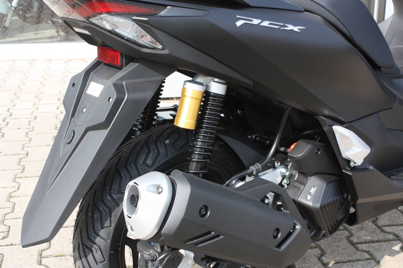 Fahrzeugabbildung Honda PCX 125  DX MY 2025 Deal Days