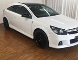 Opel Astra GTC 1.8 ECOTEC Black&White Black&White - Opel Astra aus 2010: Gtc