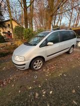 Volkswagen VW scharan. 1.8 Benzin 7 platze - Volkswagen Sharan mit Benzin-Antrieb: Kleinbus, Automatik, 1.8