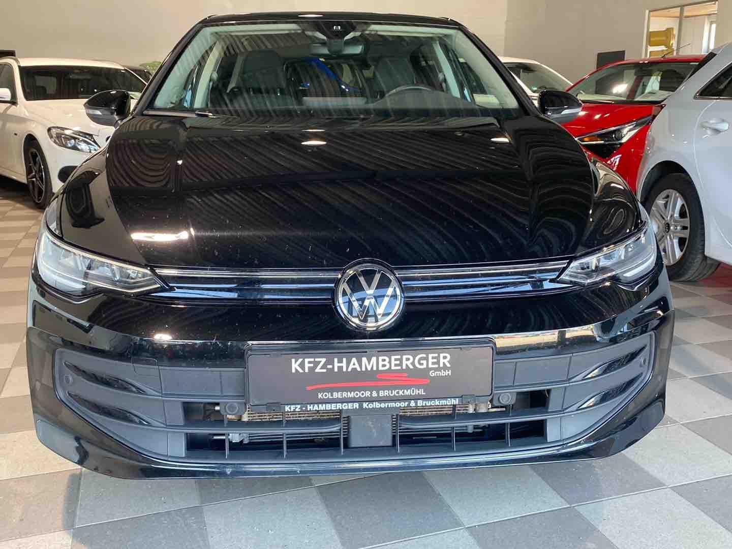 Volkswagen Golf VIII LIM. 1.5 TSI LIFE ACC SHZ PDC LED-SCHE, миниатюра 4