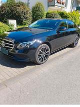 Mercedes-Benz Mercedes E 220 - Mercedes-Benz E 220 in Krefeld