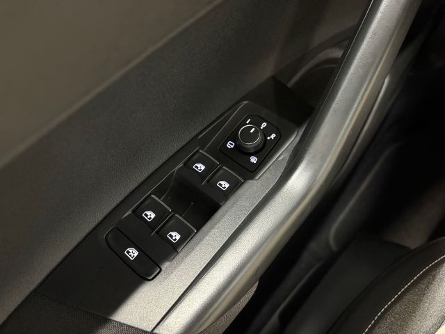 Taigo Move 1.0 TSI LED RFK SHZ