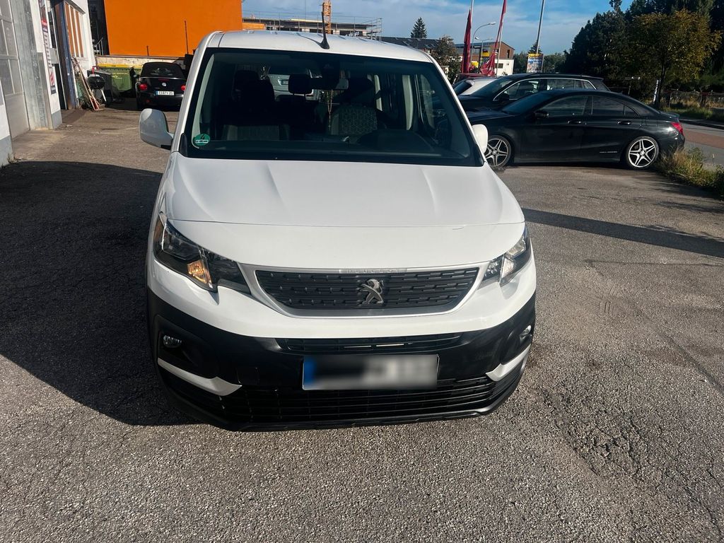 Image of Peugeot Rifter