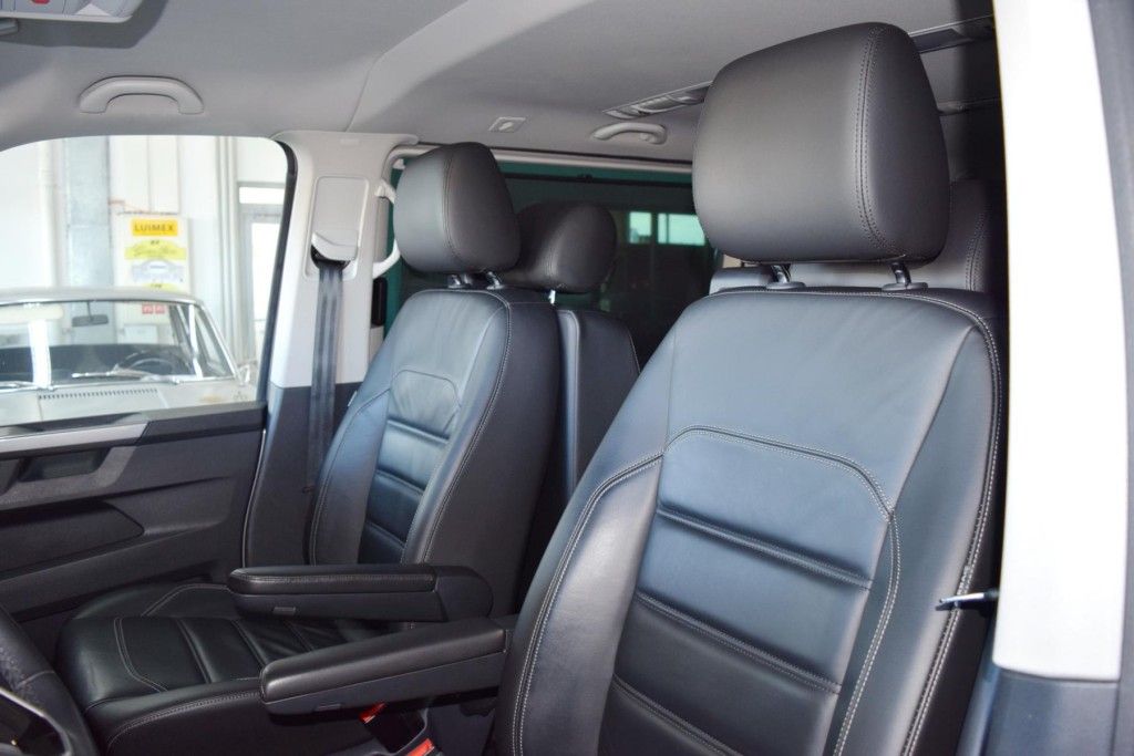 Volkswagen T6 Multivan 6.1 Highline 4M ACC Leder ServiceNeu foto 4