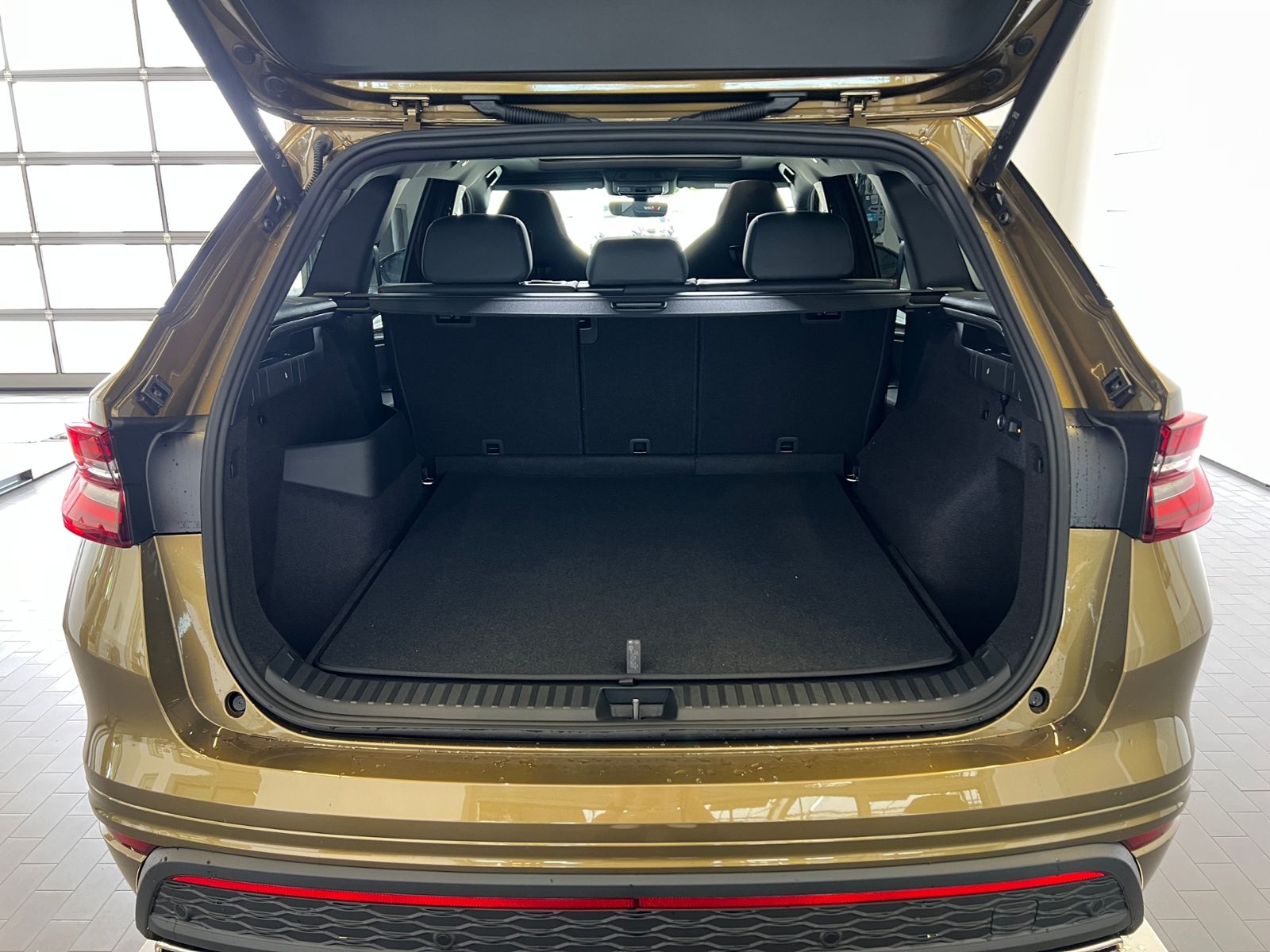 Fahrzeugabbildung SKODA Kodiaq RS 2.0 TSI DSG 4x4 *CANTON, Panorama, Sta