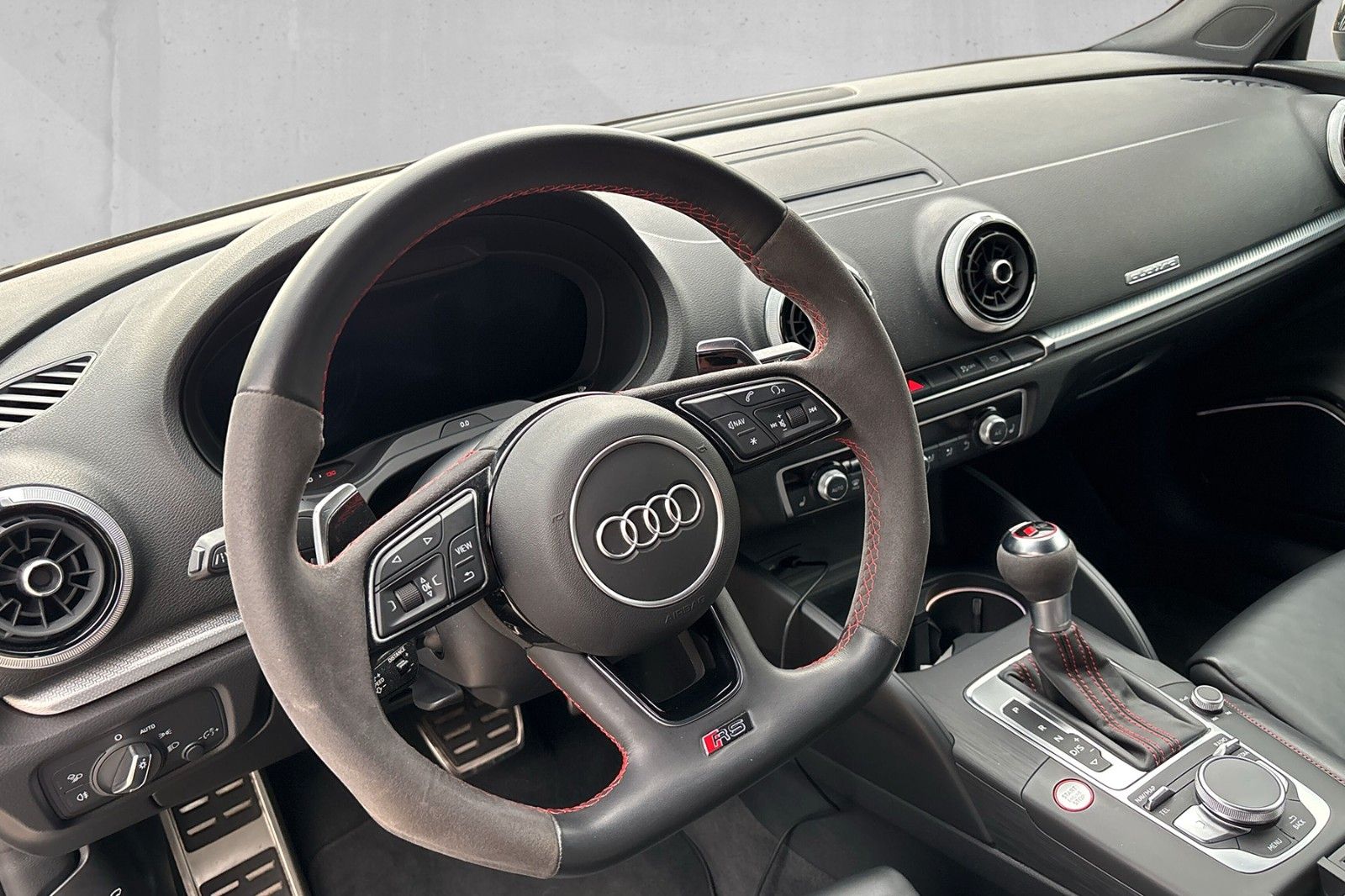 Fahrzeugabbildung Audi RS3 Limousine*RS-Schale & AGA*Virtual*280kmh*B&O