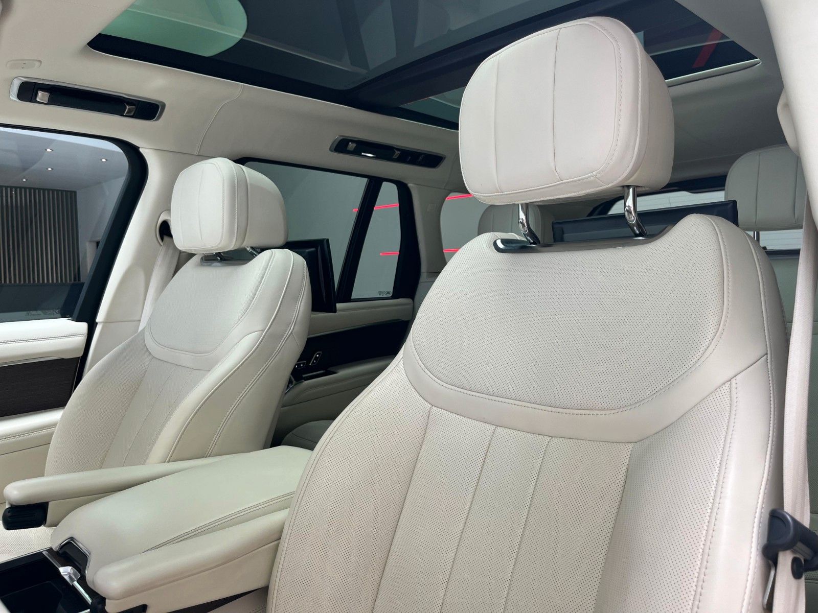 Fahrzeugabbildung Land Rover Range Rover Autobiography P510e*Garantie 05/2028