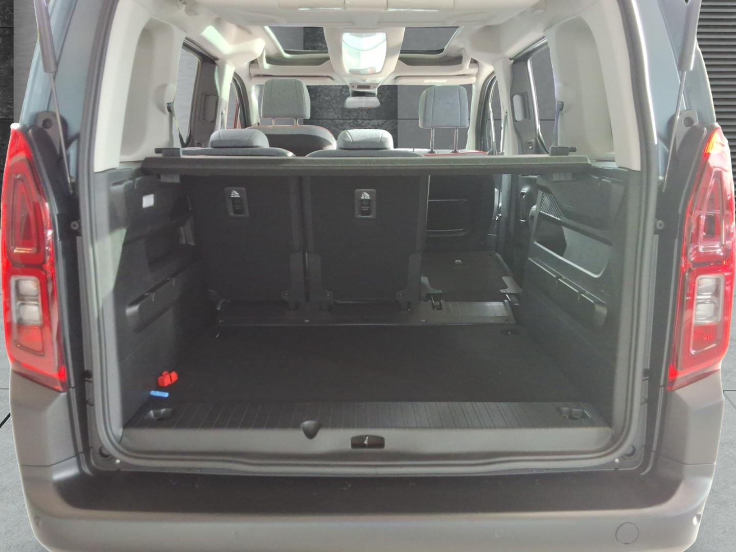Citroën Berlingo MAX 1.5D Holiday XTR-Paket Techno-Plus 