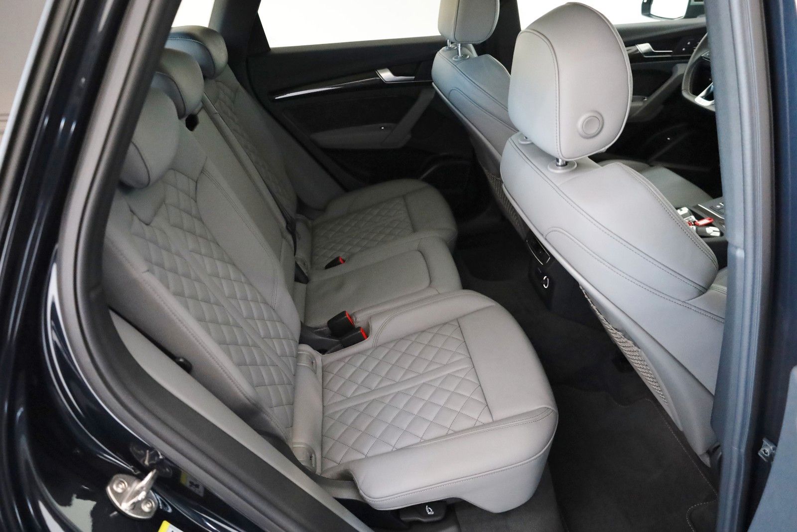 Fahrzeugabbildung Audi SQ5 3.0TDI quattro Tour/Stadt/Parken,PanDach,ACC