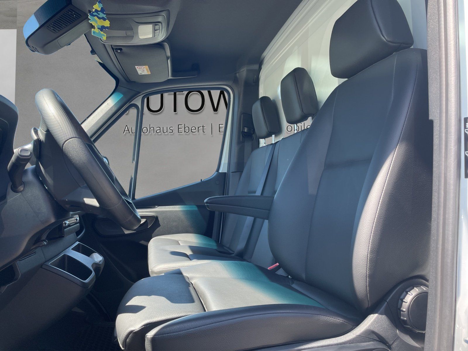 Fahrzeugabbildung Mercedes-Benz Sprinter 517 CDI Standard Pritsche 3.5t (N1)