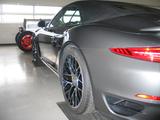 Porsche 991 Turbo S Cabriolet Turbo S - Porsche 991 in Stuttgart