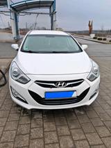 Hyundai i40 Kombilimousine - Hyundai i40 mit Diesel-Antrieb: Limousine