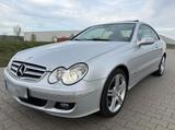 Mercedes-Benz CLK 350, Automatik V6 Schiebedach CarPlay - Mercedes-Benz CLK 350: Coupé