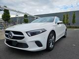 Mercedes-Benz A 220 4MATIC DCT -