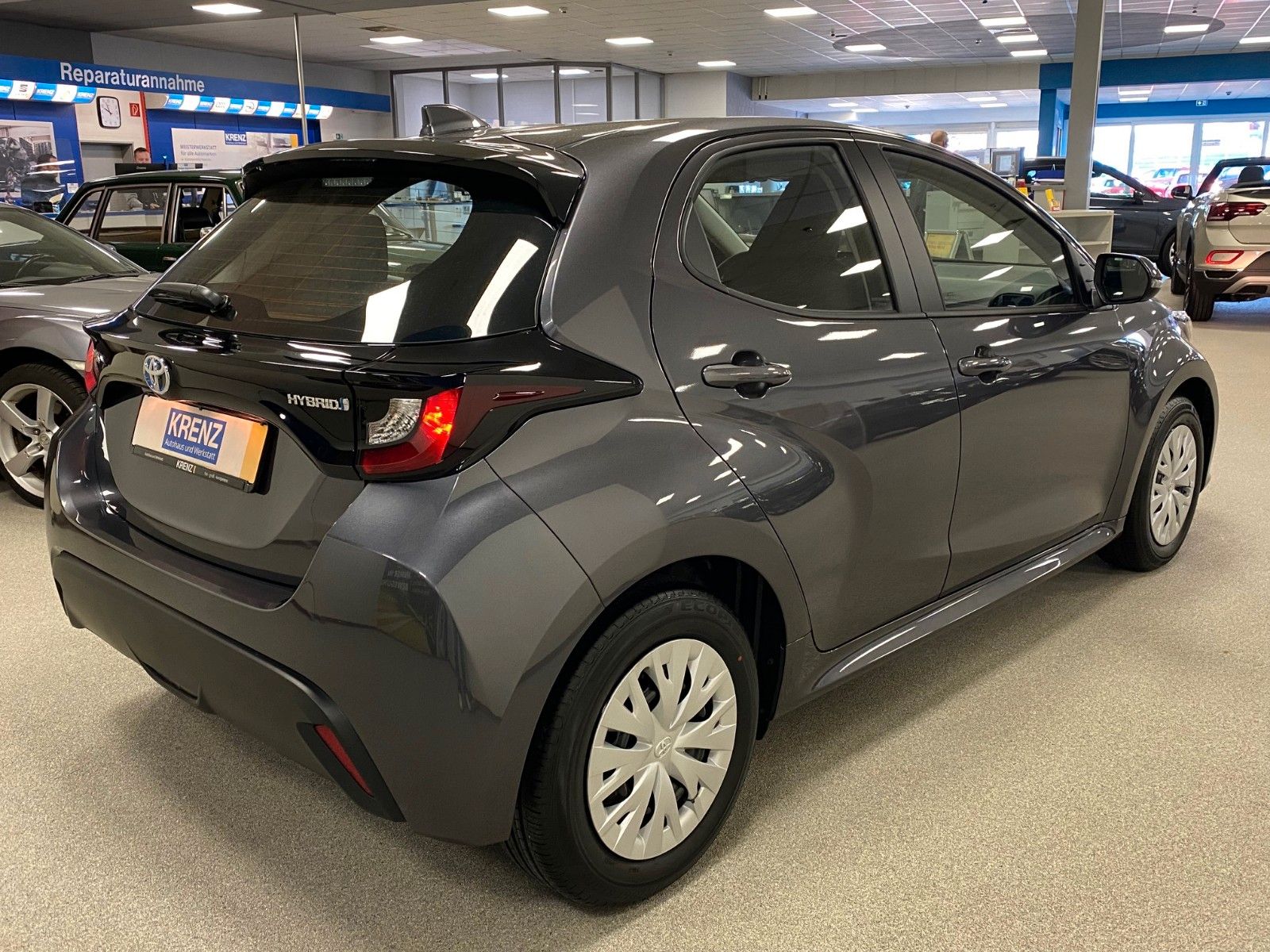 Fahrzeugabbildung Toyota Yaris 1.5 VVT-i Hybrid CVT Comfort+ABNEHMB. AHK