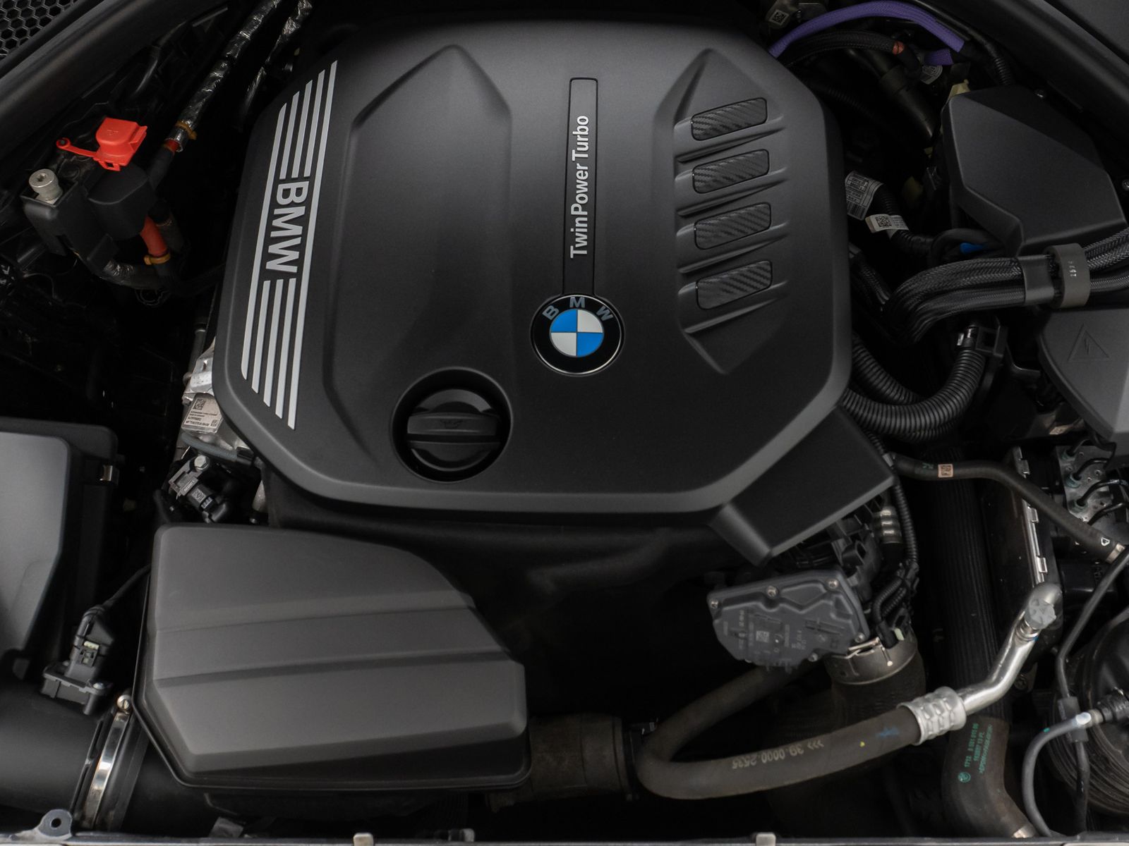 Fahrzeugabbildung BMW 320d HUD DAB Stop&Go Komfort Alarm AHK PDC Sport