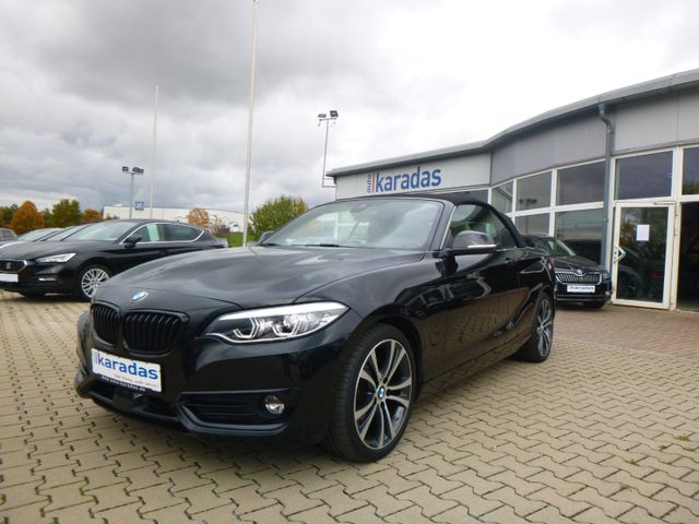 Fahrzeugabbildung BMW 230i Cabrio Sport Line>Sport AUT/Sport-Line/LED<