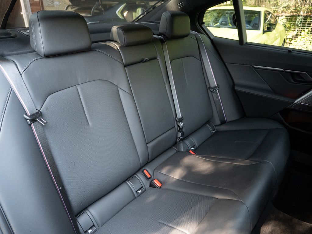 BMW M5 – 34 / 34