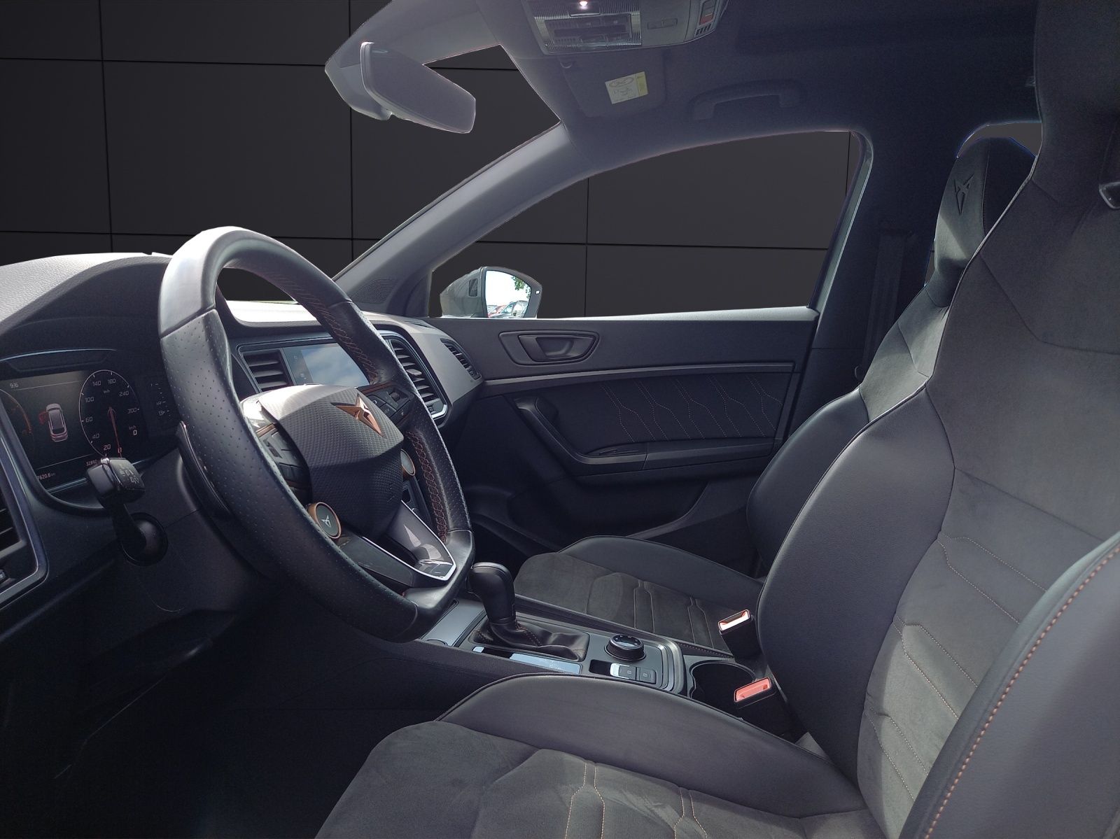 Fahrzeugabbildung CUPRA Ateca Edition VZ 2.0 TSI 4DRIVE DSG ACC LED AHZ