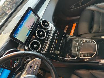 MYAUTOCENTER – Gebraucht- und Jahreswagen mit Werkstattservice in Pfaffenhofen Mercedes-Benz GLC 300 de *AMG*4Matic*Keyles*LED*Kamera*