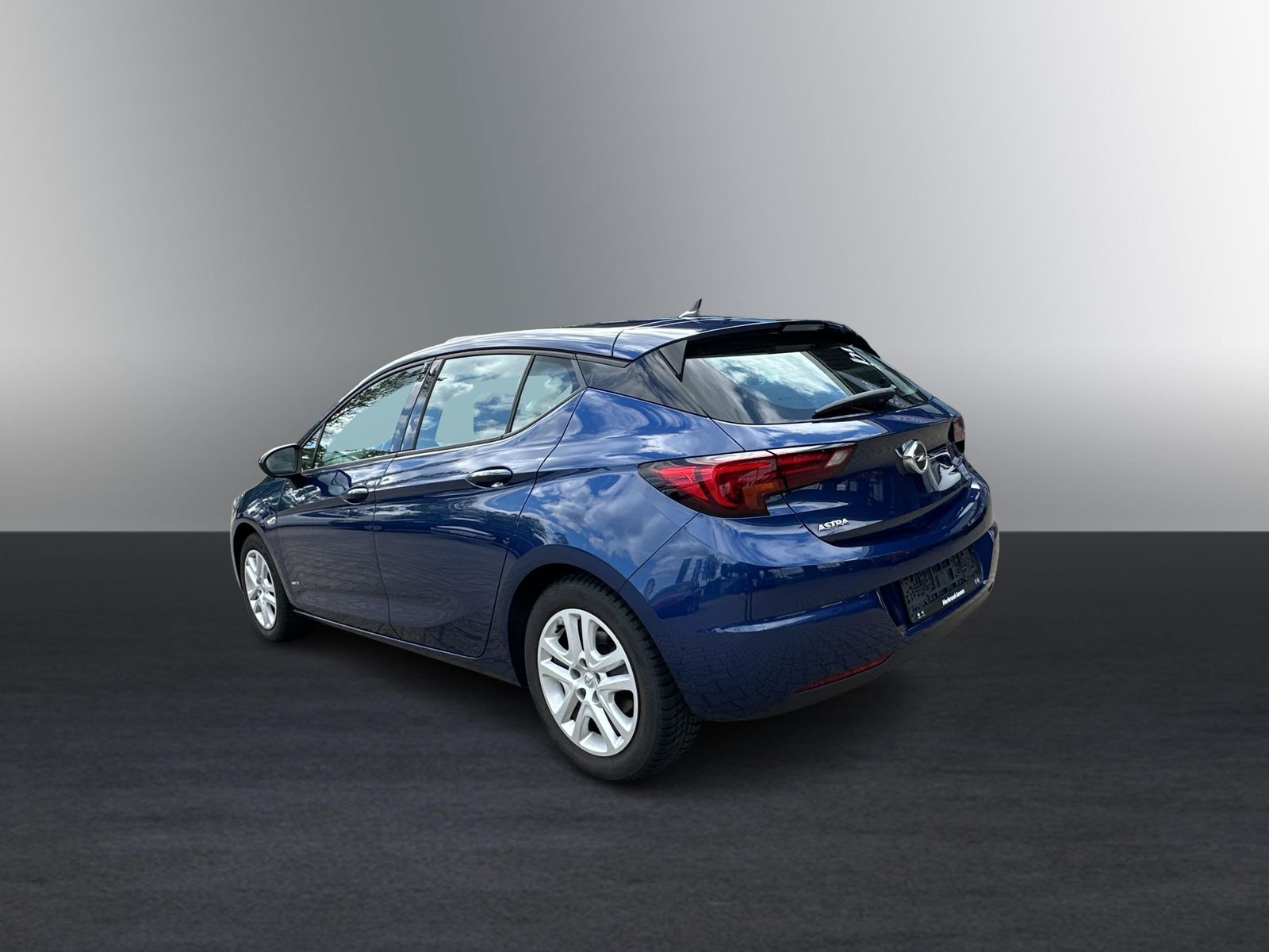 Fahrzeugabbildung Opel Astra K Design & Tech+NAVI+SHZ+USB+LED+S&S+PDC+