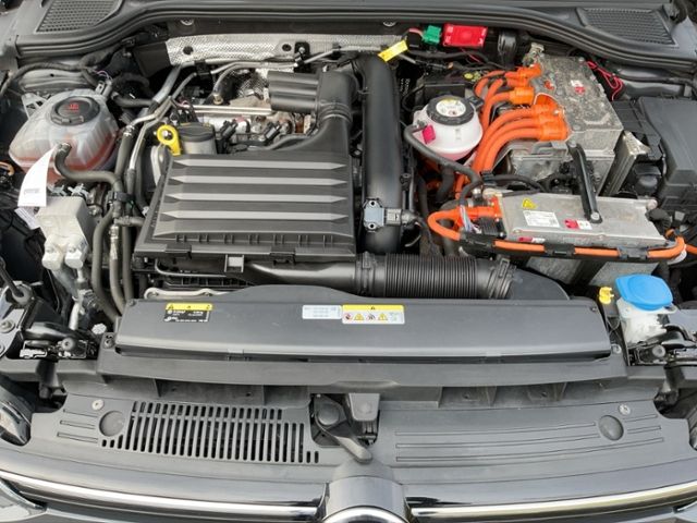 Volkswagen Golf - Bild 14