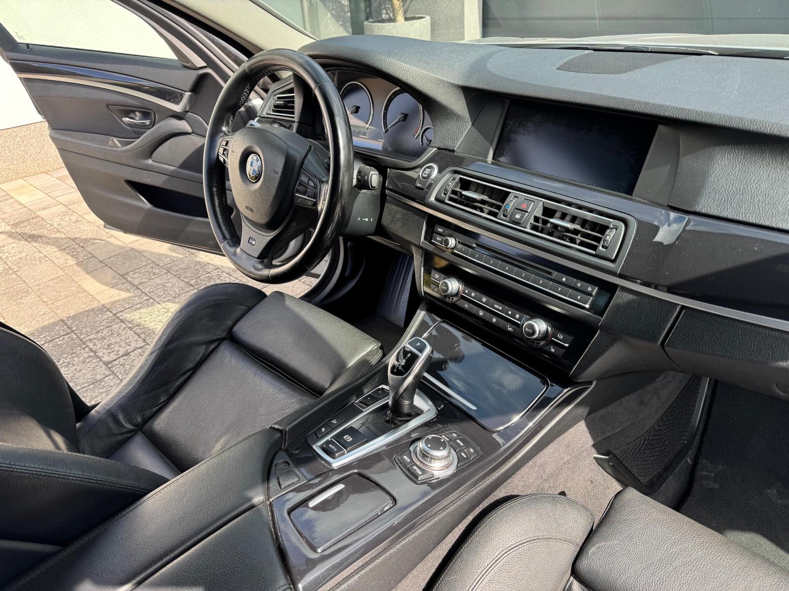 BMW 530 2012 — photo 14