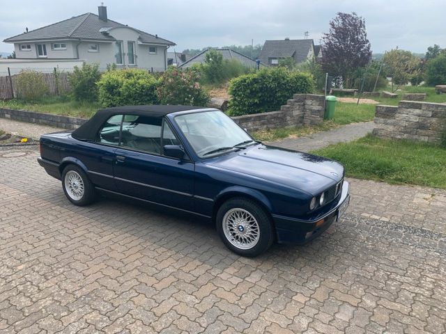 BMW e30 320 i mit M Fahrwerk.