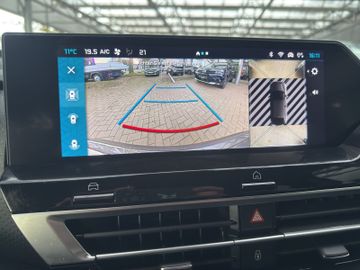 Citroën C4 1.2 PureTech 130 Max HUD+Kam.+KeyLess+LED+SHZ