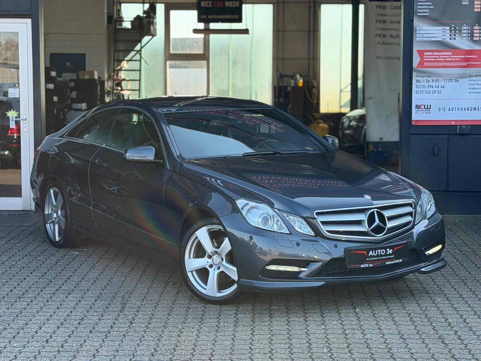 Mercedes-Benz E 350 CGI Coupe BE AMG Line Leder Navi Xenon...