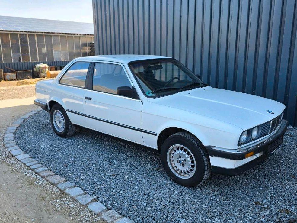 BMW E30 320i Schalter 6 Zylinder 2 Türer S...