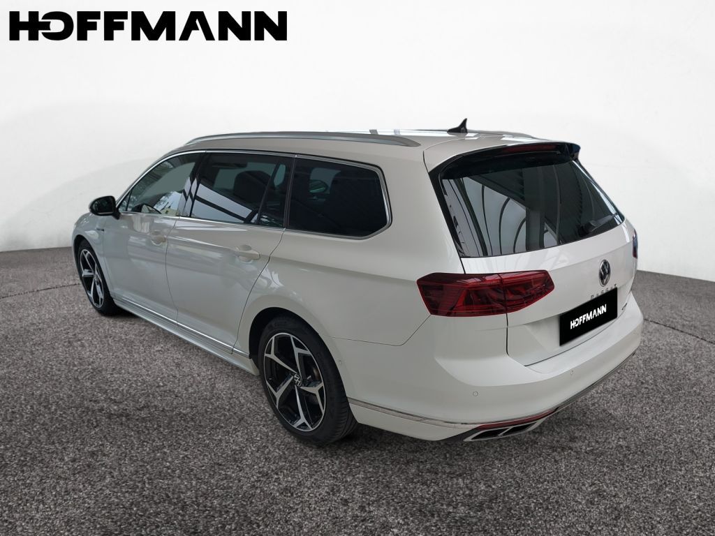 Fahrzeugabbildung Volkswagen Passat Variant 2.0 TDI DSG 4Motion Elegance R-Li