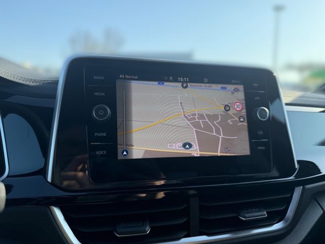 T-Roc R-Line 1.5 TSI DSG Navi Rear View CarPlay