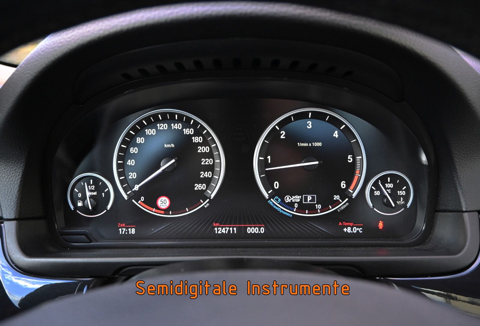 Fahrzeugabbildung BMW 530d Aut. °GLASDACH°HUD°KOMFORTSITZ°STANDHEIZUNG