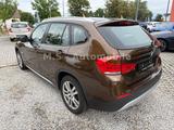BMW X1 18d xDrive*1.Hand*SHZ*Klima*AUX*CD* Armlehne - BMW X-Reihe aus 2010