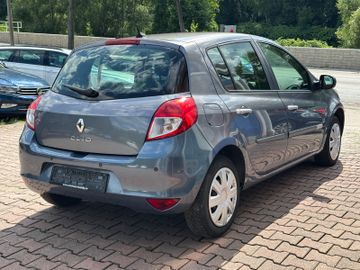 Bild 6 Renault Clio III Edition Dynamique